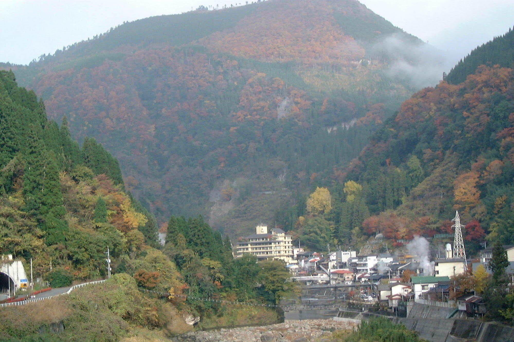 Tsuetate Kanko Hotel Hizenya Минамиогуни Экстерьер фото